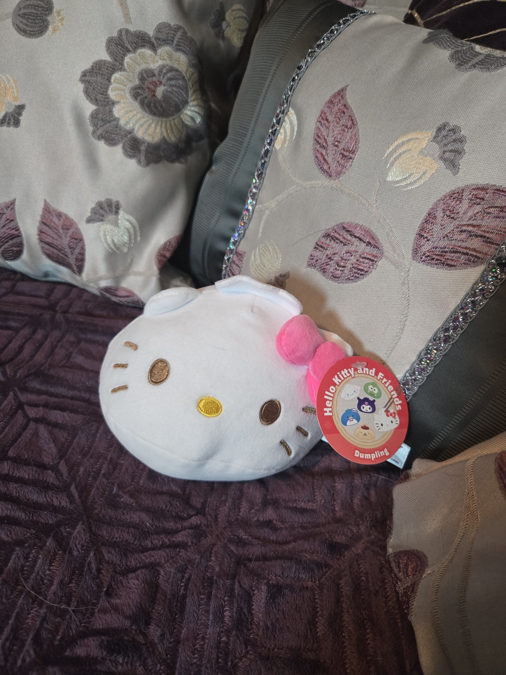 Sanrio Hello Kitty White Plush Dumpling with Pink Bow